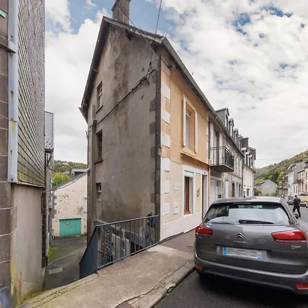 Les Petits Loups - Proche Station De Дом отдыха *