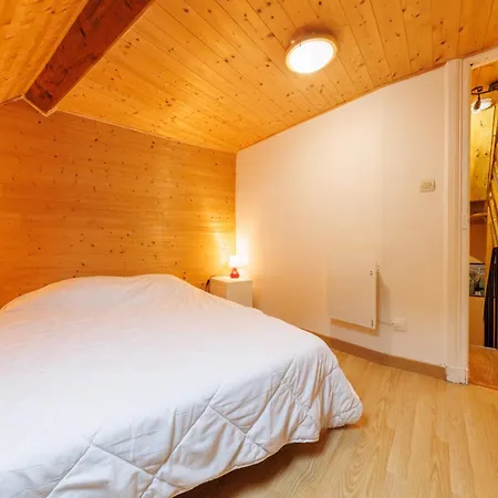 Les Petits Loups - Proche Station De